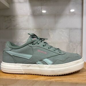 Reebok Womens  Size 7.5 Sneakers Shoe Club C Royal Techque T Bold Green Mint